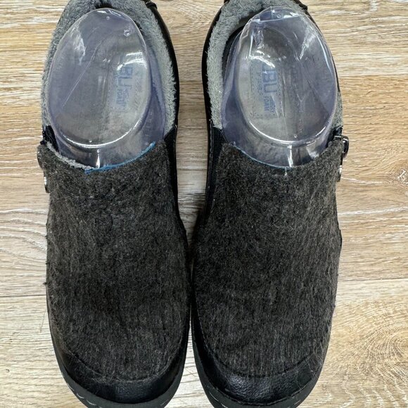 JBU Crimson Slip On Gray Textured Wool Casual Shoe Women's Size 8 - Picture 2 of 6